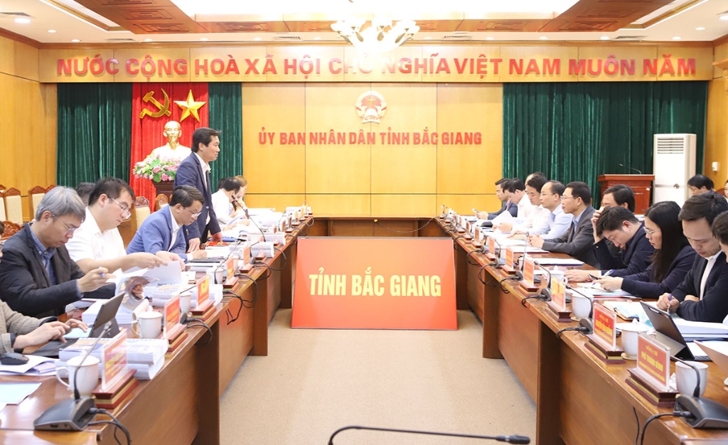 Đoàn công tác của Bộ Xây dựng khảo sát tình hình phát triển đô thị Bắc Giang|https://bgrea.bacgiang.gov.vn/chi-tiet-tin-tuc/-/asset_publisher/kmIyyyu8w7p6/content/-oan-cong-tac-cua-bo-xay-dung-khao-sat-tinh-hinh-phat-trien-o-thi-bac-giang